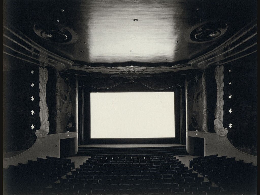 Hiroshi Sugimoto - holywood cinerama theatre
